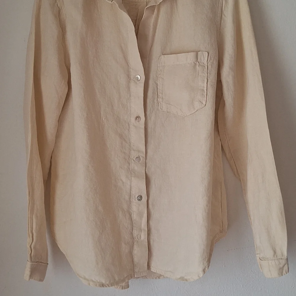 cloth & stone Cream Button-Up Linen Shirt - Picture 1 of 4